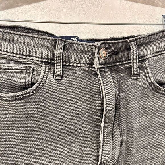 Hollister Ultra High-Rise Mom Jeans 3R W26 L27 Black Frayed Hem - Picture 3 of 6